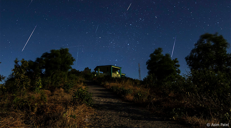 Geminiden Meteorschauer im Jahr 2013 - Bild: Asim Patel - Eigenes Werk, CC BY-SA 3.0, https://commons.wikimedia.org/w/index.php?curid=30551402