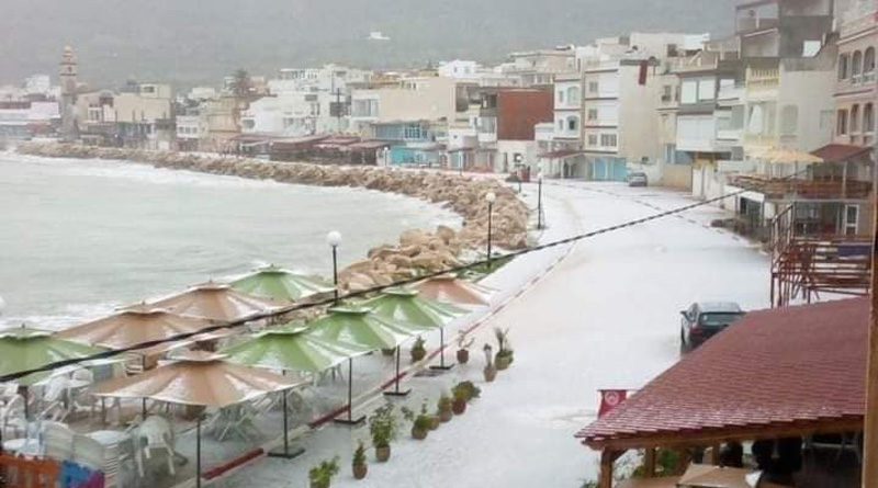 6 Dez 2021: Schnee in verschiedenen Regionen Tunesiens